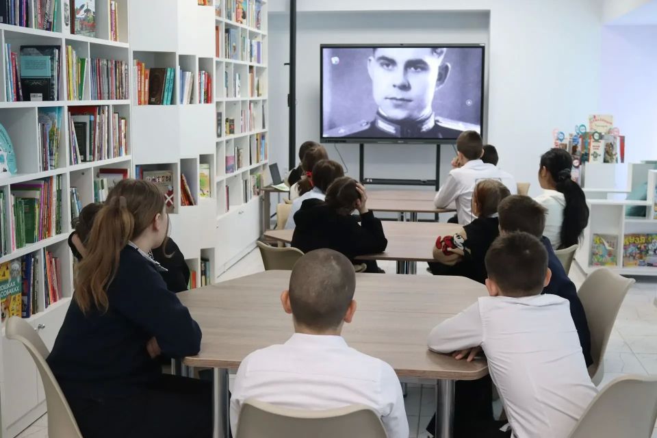 Час-портрет «Окрылённый музыкой звёзд» Час-портрет «Окрылённый музыкой звёзд»