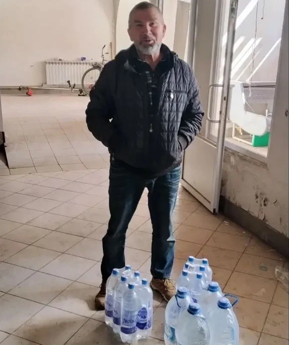 Наталья Великодная: Сегодня гуманитарную помощь — питьевую воду — получили жители Кураховского муниципального округа Наталья Великодная: Сегодня гуманитарную помощь — питьевую воду — получили жители Кураховского муниципального округа