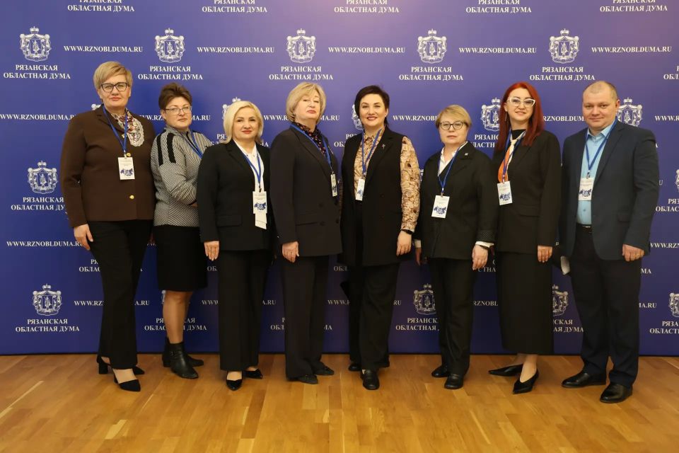 C 13 по 15 апреля в Рязани проходил Всероссийский форум «Роль центральных библиотек регионов России в реализации национальных и ведомственных проектов» C 13 по 15 апреля в Рязани проходил Всероссийский форум «Роль центральных библиотек регионов России в реализации национальных и ведомственных проектов»