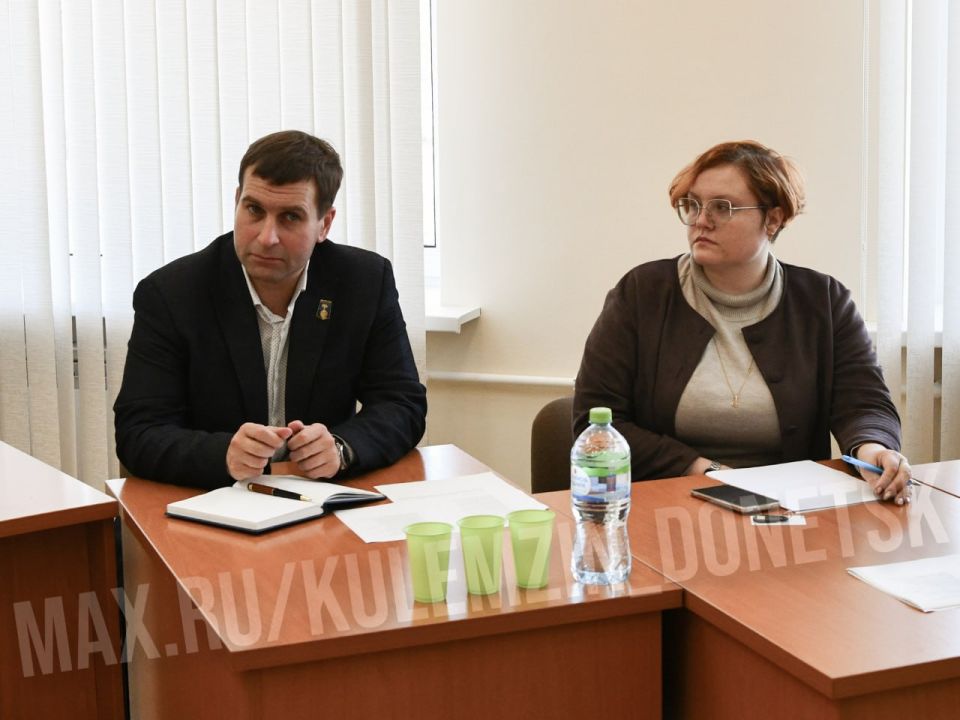 Сегодня состоялось заседание Комиссии по обеспечению безопасности дорожного движения Сегодня состоялось заседание Комиссии по обеспечению безопасности дорожного движения