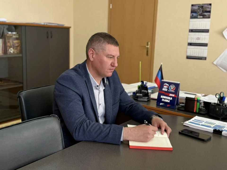 Ирина Кутенко: Сегодня провел встречу с первым заместителем главы администрации Шахтерского муниципального округа Сергеем Юрьевичем Лебедевым Ирина Кутенко: Сегодня провел встречу с первым заместителем главы администрации Шахтерского муниципального округа Сергеем Юрьевичем Лебедевым