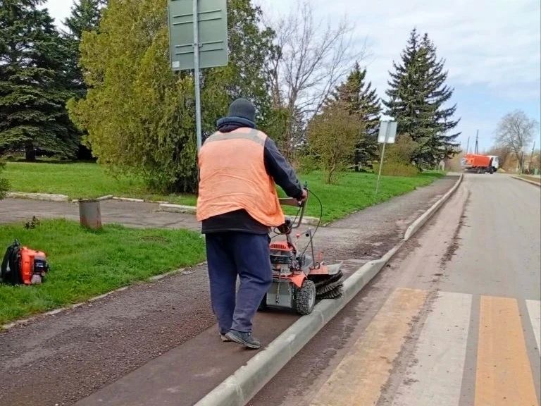 #СОДЕРЖАНИЕ_СВОД за сутки. Мы ежедневно работаем над тем, чтобы дороги Республики были комфортными и безопасными #СОДЕРЖАНИЕ_СВОД за сутки. Мы ежедневно работаем над тем, чтобы дороги Республики были комфортными и безопасными