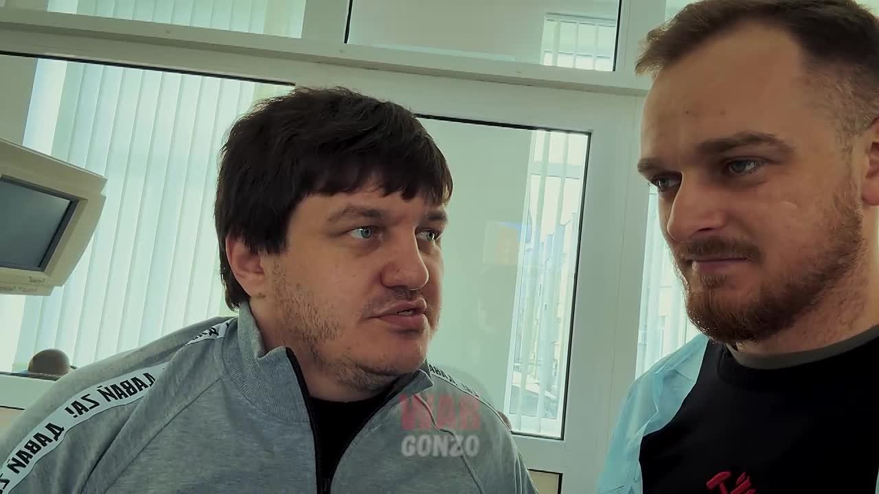 Накануне дня донора: как Герой ДНР и корреспондент WarGonzo сдавали кровь в Донецке