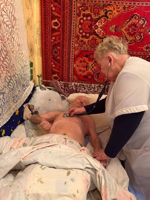 Врачи Тельмановской центральной районной больницы осуществили выезд в с.Дерсово и с.Свободное Врачи Тельмановской центральной районной больницы осуществили выезд в с.Дерсово и с.Свободное