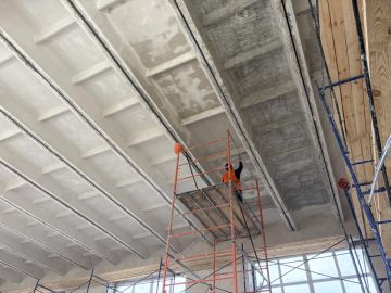 Александр Шатов: Сахалинская область ремонтирует спортивную инфраструктуру в шахтерской школе № 2