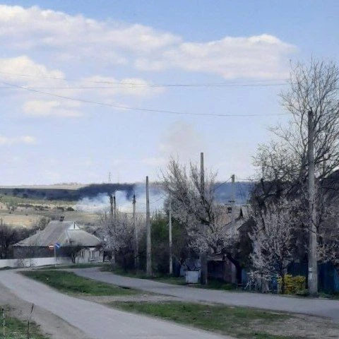 Сильный лесной пожар начался в Краматорске — до этого ВСУ вели огонь с тех позиций Сильный лесной пожар начался в Краматорске — до этого ВСУ вели огонь с тех позиций