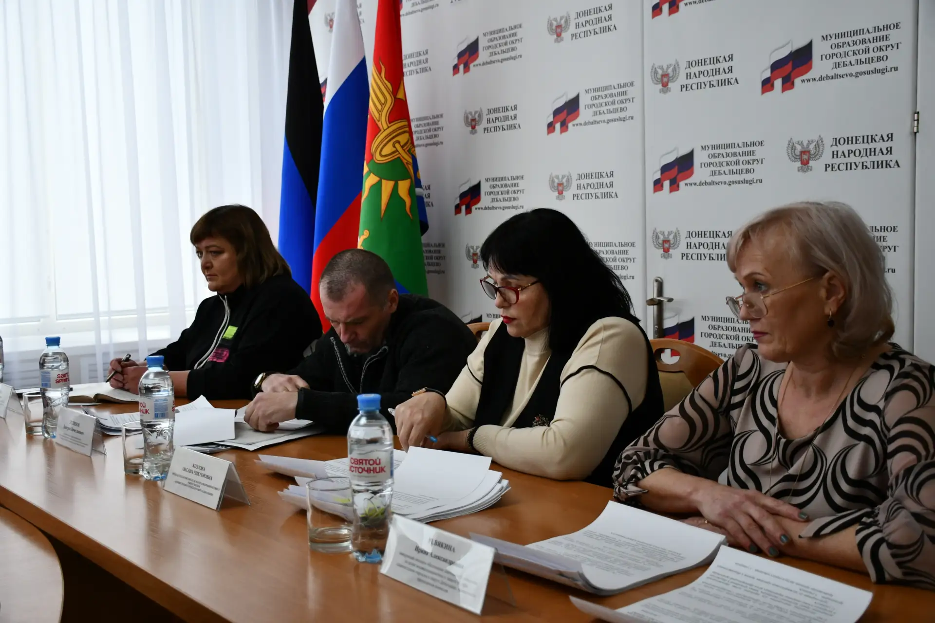 Заседание комиссии по делам несовершеннолетних и защите их прав администрации городского округа Дебальцево Заседание комиссии по делам несовершеннолетних и защите их прав администрации городского округа Дебальцево