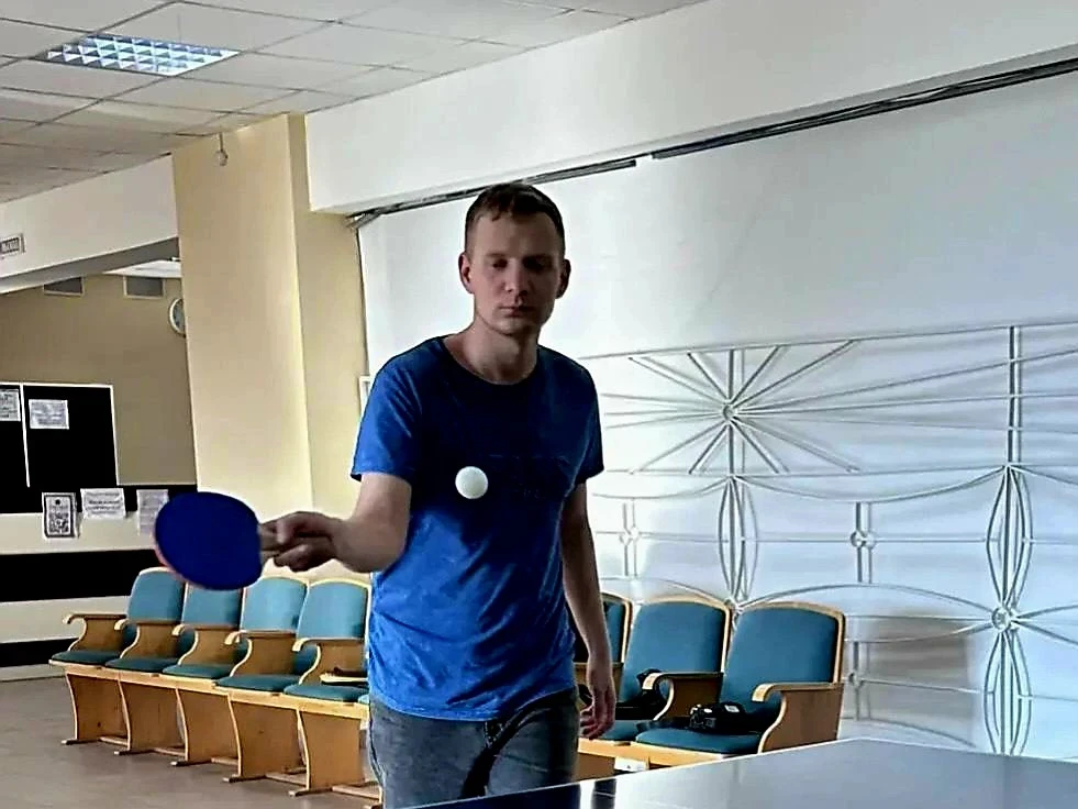 Дружинники Шахтерска улучшили навыки игры в настольный теннис