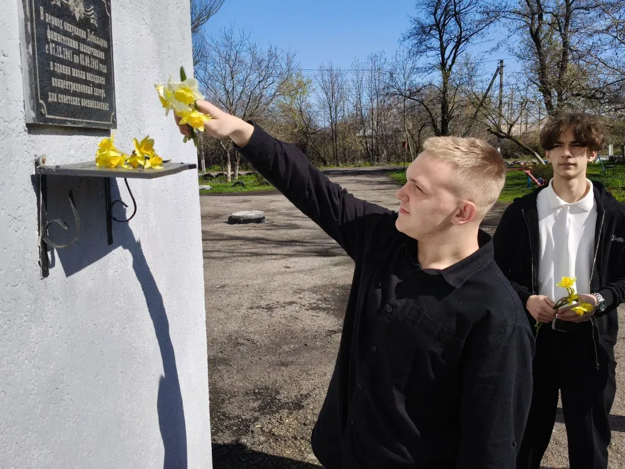 ДЕКАДА ЕДИНЫХ ДЕЙСТВИЙ. Сегодня, 16 апреля, в рамках Дня единых действий в память о геноциде советского народа, совершенного нацистами и их пособниками в период Великой Отечественной войны, в стенах ГБОУ "Школа №3 г.о.... ДЕКАДА ЕДИНЫХ ДЕЙСТВИЙ. Сегодня, 16 апреля, в рамках Дня единых действий в память о геноциде советского народа, совершенного нацистами и их пособниками в период Великой Отечественной войны, в стенах ГБОУ "Школа №3 г.о....