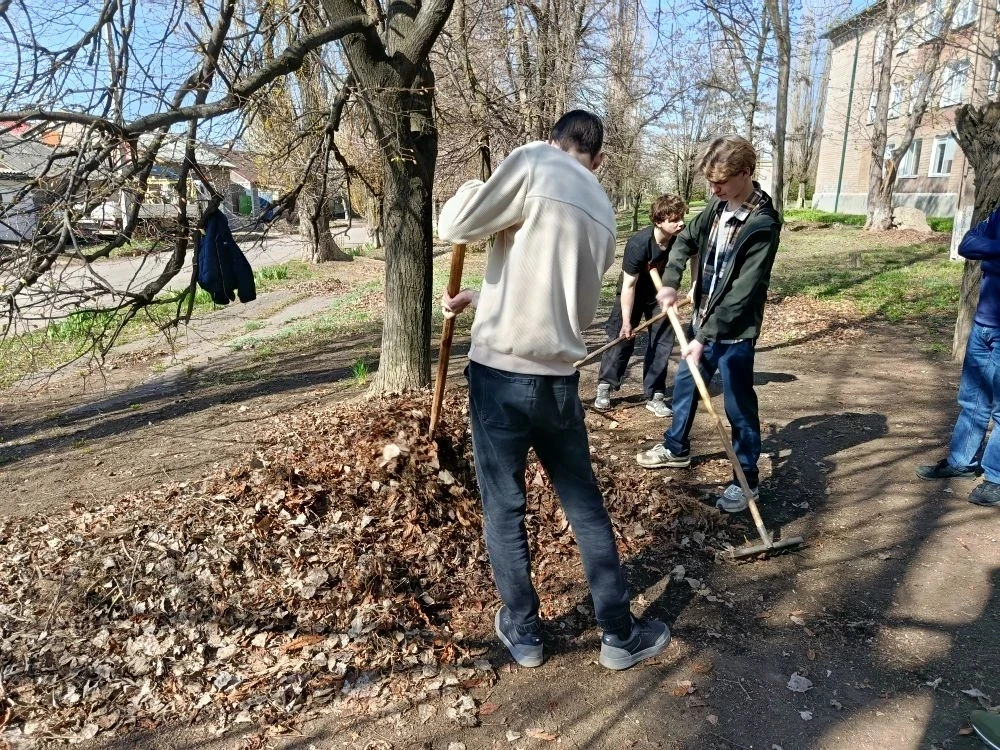 Елена Рязанцева: В Пролетарском районе состоялась традиционная акция "Чистый четверг" в рамках проекта "Городская среда" партии "Единая Россия" Елена Рязанцева: В Пролетарском районе состоялась традиционная акция "Чистый четверг" в рамках проекта "Городская среда" партии "Единая Россия"