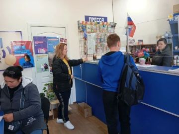 Заведующий Стыльским территориальным сектором Иван Малай провел встречу с трудовым коллективом ОПС Стыла ГУП ДНР «Почта Донбасса»