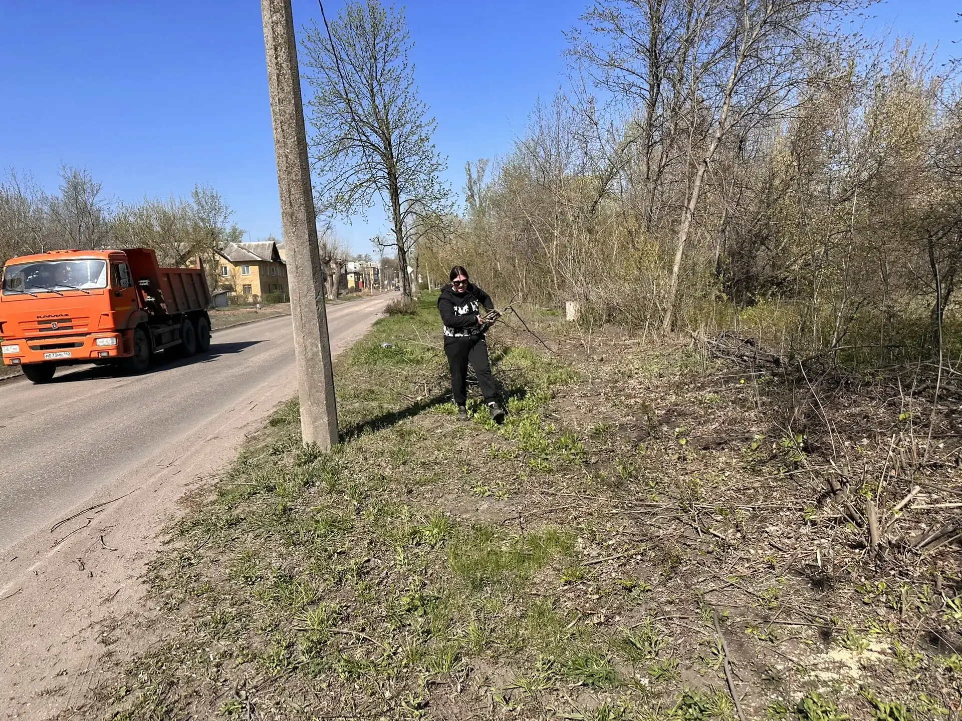 Елена Рязанцева: В Пролетарском районе состоялась традиционная акция "Чистый четверг" в рамках проекта "Городская среда" партии "Единая Россия" Елена Рязанцева: В Пролетарском районе состоялась традиционная акция "Чистый четверг" в рамках проекта "Городская среда" партии "Единая Россия"