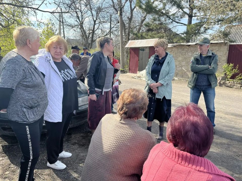 Елена Рязанцева: Сегодня встретилась с жителями улицы Тиходонской Елена Рязанцева: Сегодня встретилась с жителями улицы Тиходонской