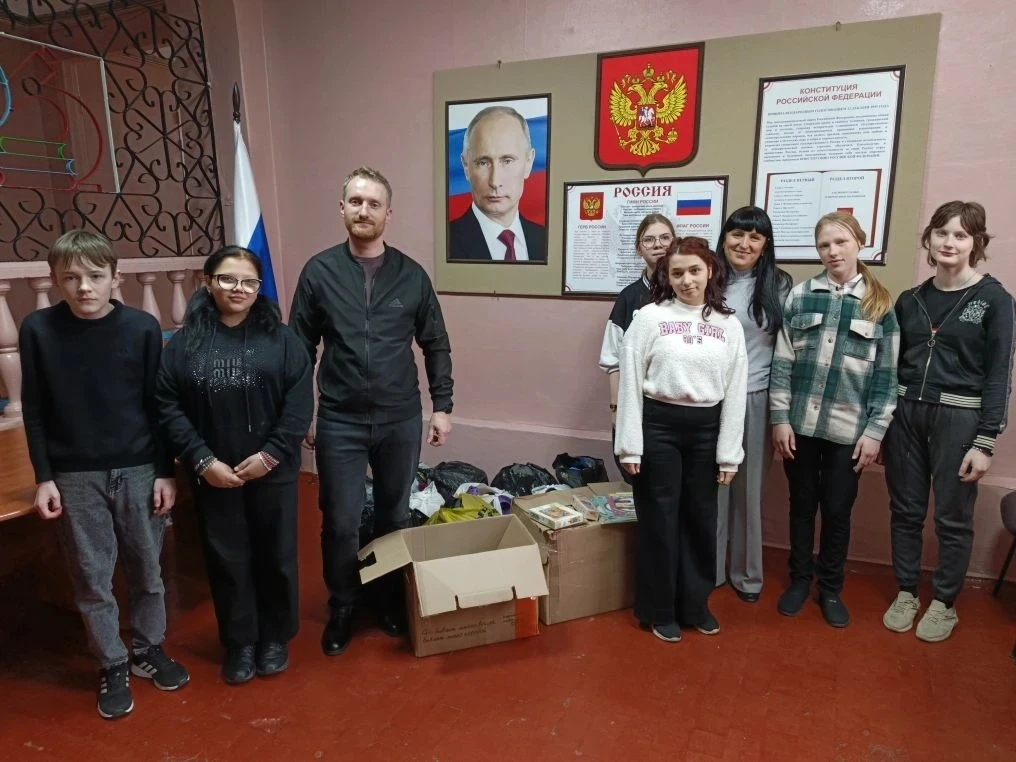 Станислав Ретинский встретился с сотрудниками донецкого интерната № 29