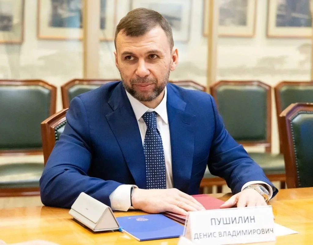 Глава ДНР Денис Пушилин и министр энергетики России Сергей Цивилев в ходе рабочей встречи обсудили состояние топливно-энергетического комплекса республики Глава ДНР Денис Пушилин и министр энергетики России Сергей Цивилев в ходе рабочей встречи обсудили состояние топливно-энергетического комплекса республики