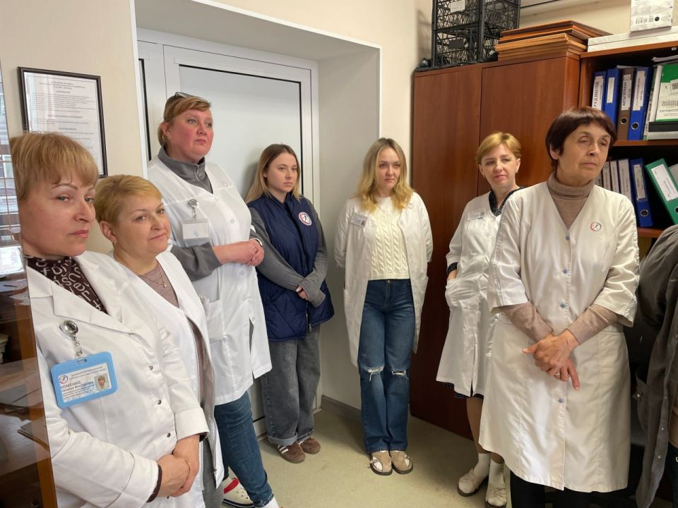 Юрий Покинтелица: Во исполнение поручения Главы ДНР Дениса Владимировича Пушилина провел рабочую встречу с сотрудниками регистратуры Центра Юрий Покинтелица: Во исполнение поручения Главы ДНР Дениса Владимировича Пушилина провел рабочую встречу с сотрудниками регистратуры Центра