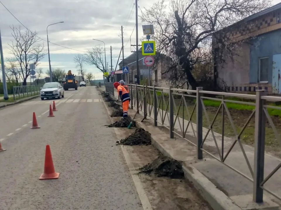 #СОДЕРЖАНИЕ_СВОД за сутки. Мы ежедневно работаем над тем, чтобы дороги Республики были комфортными и безопасными #СОДЕРЖАНИЕ_СВОД за сутки. Мы ежедневно работаем над тем, чтобы дороги Республики были комфортными и безопасными