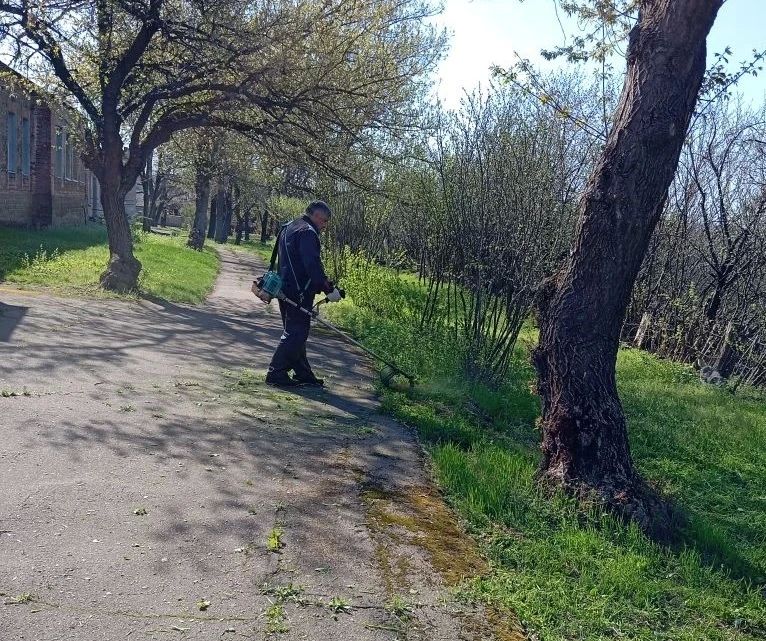 Сегодня, 16 апреля, предприятия, организации и учреждения Кировского внутригородского района города Макеевки продолжают работы по наведению санитарного порядка Сегодня, 16 апреля, предприятия, организации и учреждения Кировского внутригородского района города Макеевки продолжают работы по наведению санитарного порядка