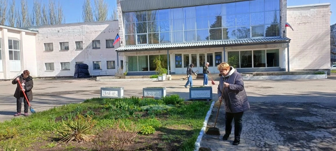 Елена Рязанцева: В Пролетарском районе состоялась традиционная акция "Чистый четверг" в рамках проекта "Городская среда" партии "Единая Россия" Елена Рязанцева: В Пролетарском районе состоялась традиционная акция "Чистый четверг" в рамках проекта "Городская среда" партии "Единая Россия"