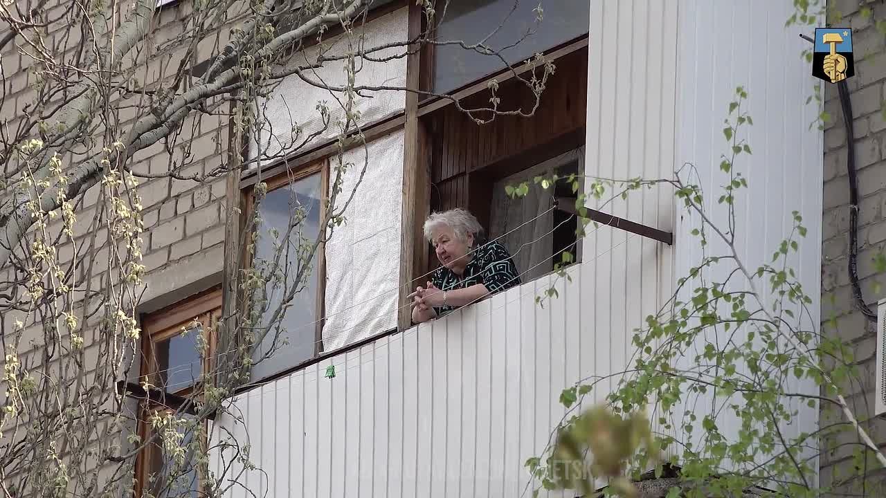 Алексей Кулемзин: В Донецке продолжается обновление внутриквартальных дорог