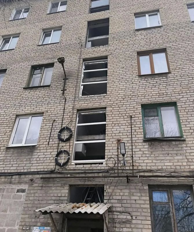 Капитальный ремонт МКД для жителей Дебальцево провел Хабаровский край Капитальный ремонт МКД для жителей Дебальцево провел Хабаровский край