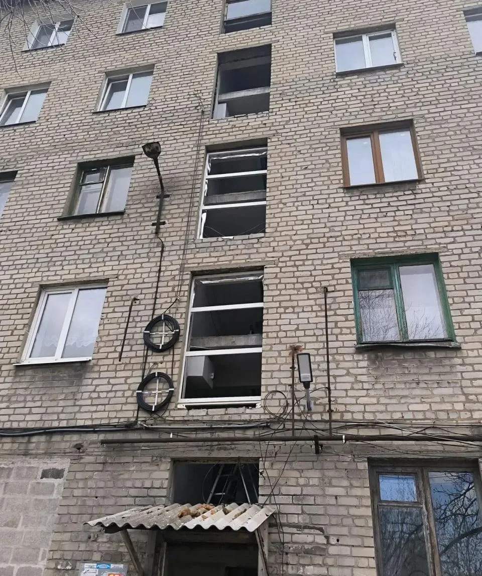 Капитальный ремонт МКД для жителей Дебальцево провел Хабаровский край Капитальный ремонт МКД для жителей Дебальцево провел Хабаровский край