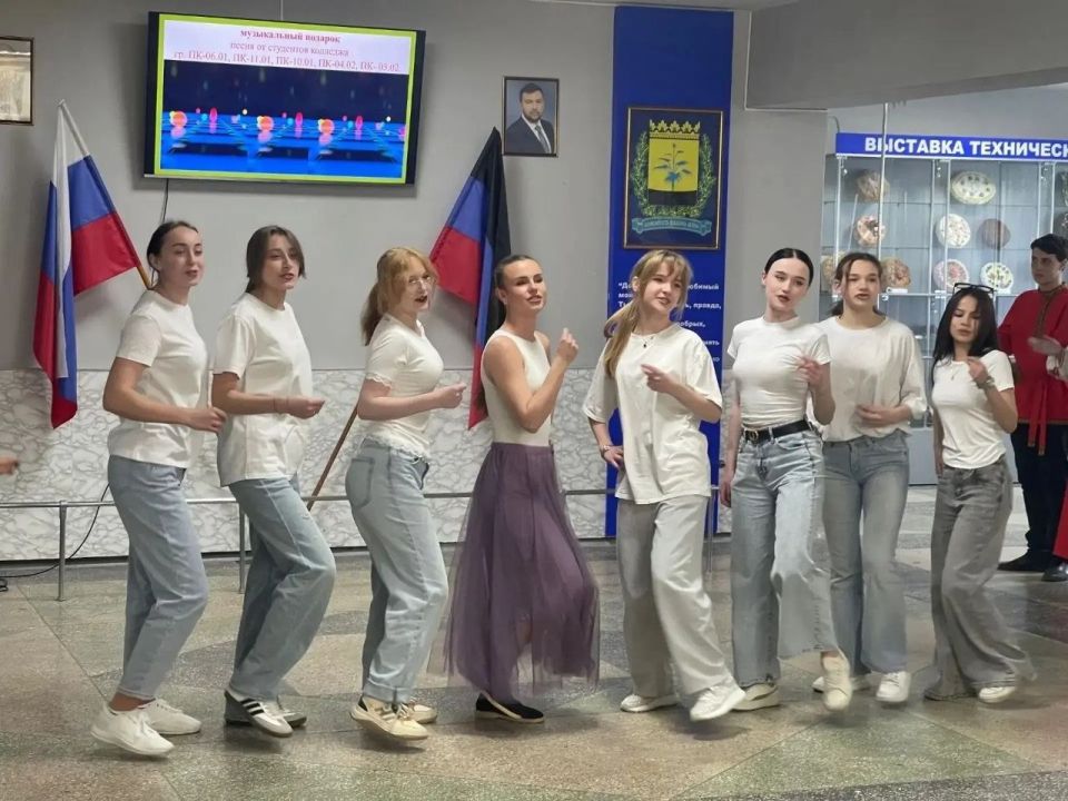 Валентин Левченко: День открытых дверей: праздник единства народов России! Валентин Левченко: День открытых дверей: праздник единства народов России!