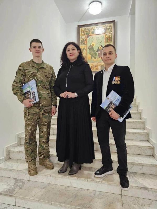 В Российском православном университете презентовали книгу "Донецкий государственный университет на передовой и в тылу" В Российском православном университете презентовали книгу "Донецкий государственный университет на передовой и в тылу"
