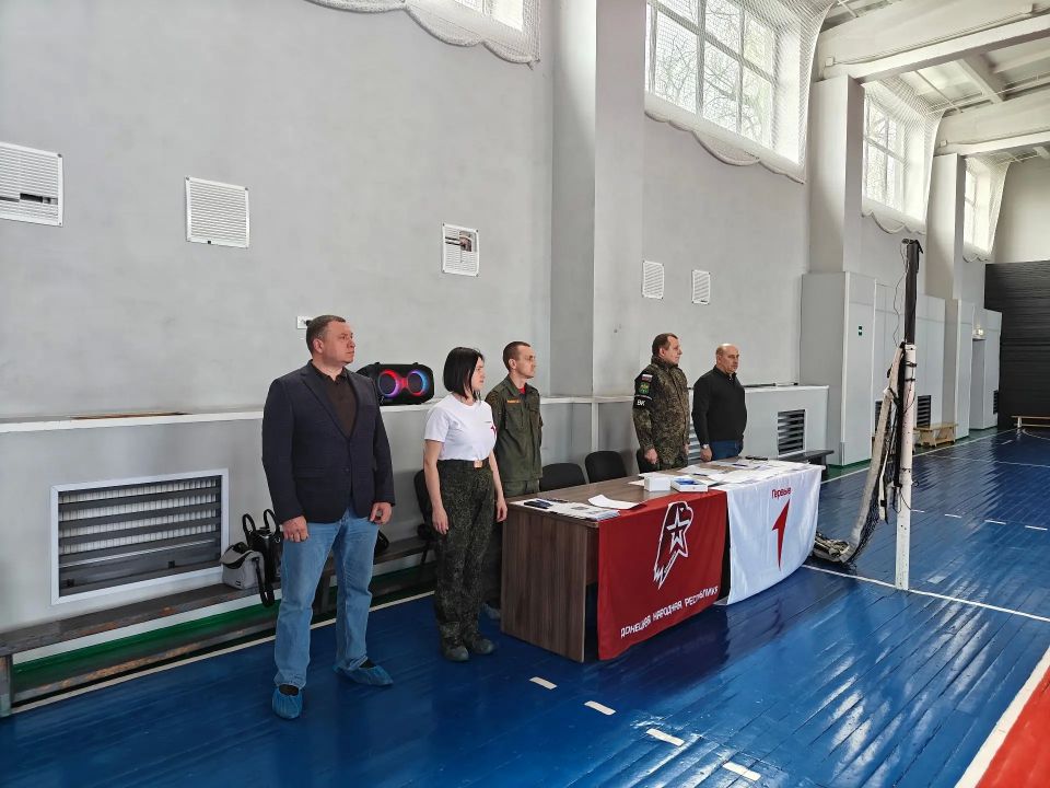 Сергей Ермаков: В городском округе Снежное состоялась военно-патриотическая игра «Зарница 2.0», организованная «Движением Первых» при поддержке «Юнармии» и администрации округа Сергей Ермаков: В городском округе Снежное состоялась военно-патриотическая игра «Зарница 2.0», организованная «Движением Первых» при поддержке «Юнармии» и администрации округа
