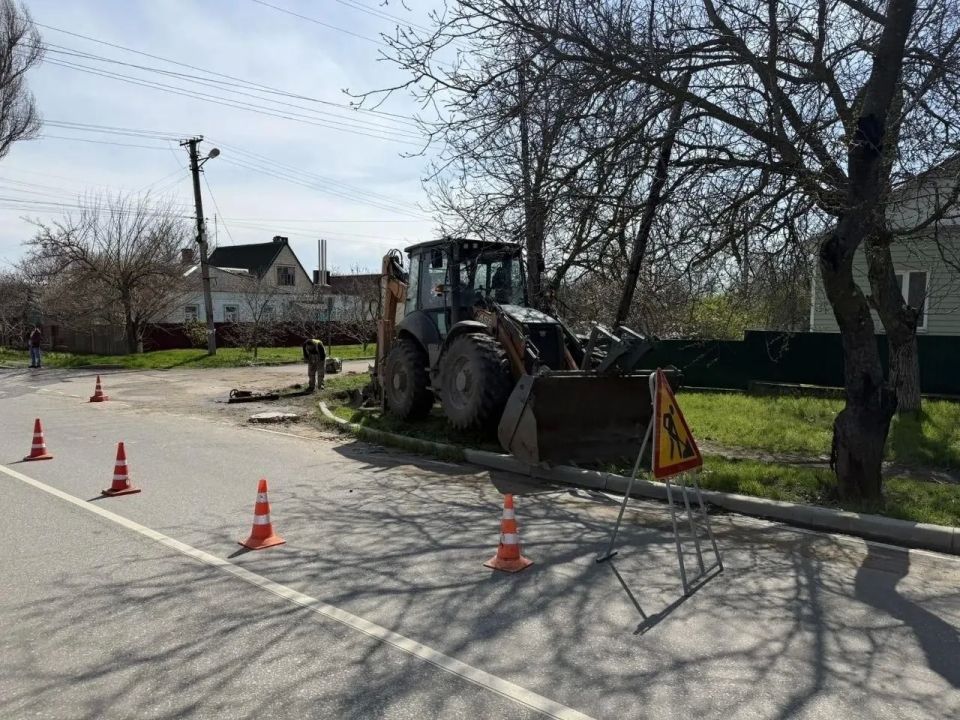 Во исполнение поручений Главы ДНР Дениса Пушилина, с целью рационально использования водных ресурсов и во избежание потерь на сетях водоснабжения, специалисты шефа-региона Московской области активно помогают нашему округу Во исполнение поручений Главы ДНР Дениса Пушилина, с целью рационально использования водных ресурсов и во избежание потерь на сетях водоснабжения, специалисты шефа-региона Московской области активно помогают нашему округу