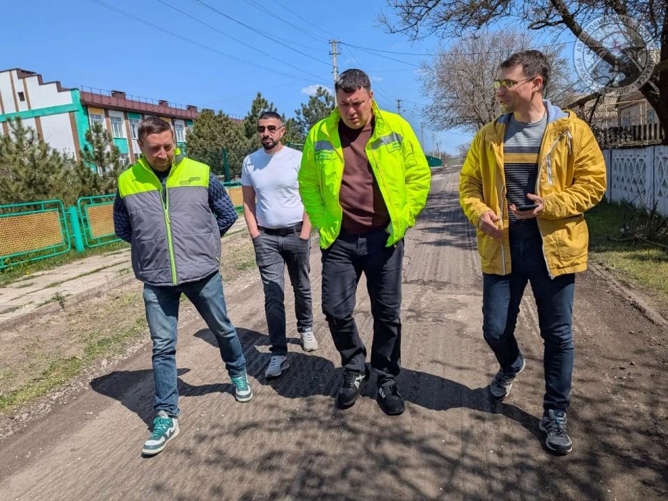 Александр Бондаренко: В южных округах Республики стартовали дорожные работы Александр Бондаренко: В южных округах Республики стартовали дорожные работы