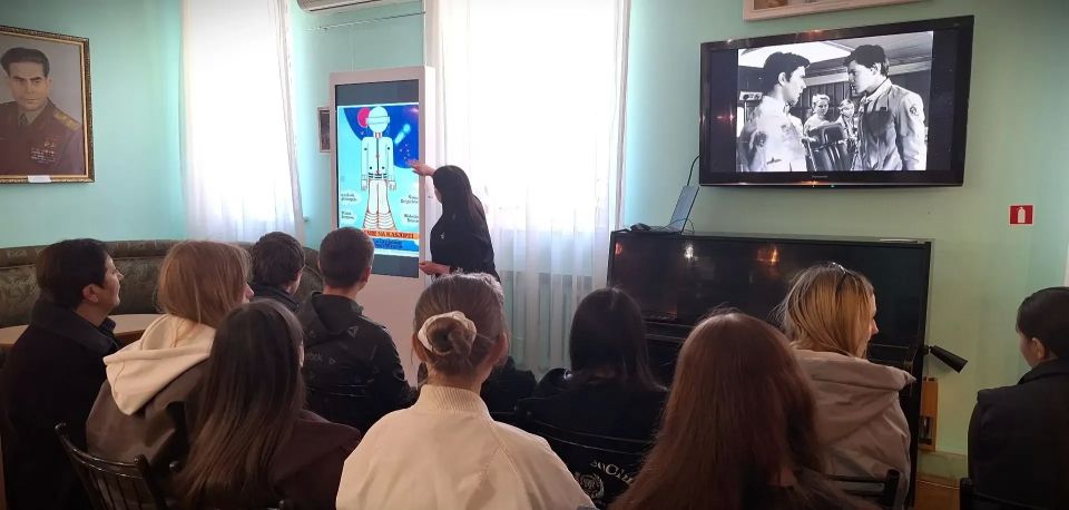 Звездный кинолекторий «Москва — Кассиопея» Звездный кинолекторий «Москва — Кассиопея»