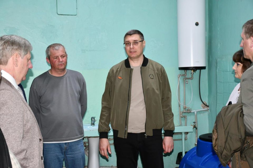 Делегация Владимирской области посетила школу № 3 в Кировском Делегация Владимирской области посетила школу № 3 в Кировском