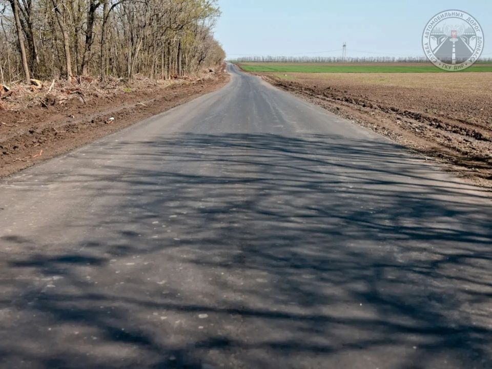 Стартовали работы по восстановлению улично-дорожной сети в Новоазовском и Мангушском округах Стартовали работы по восстановлению улично-дорожной сети в Новоазовском и Мангушском округах