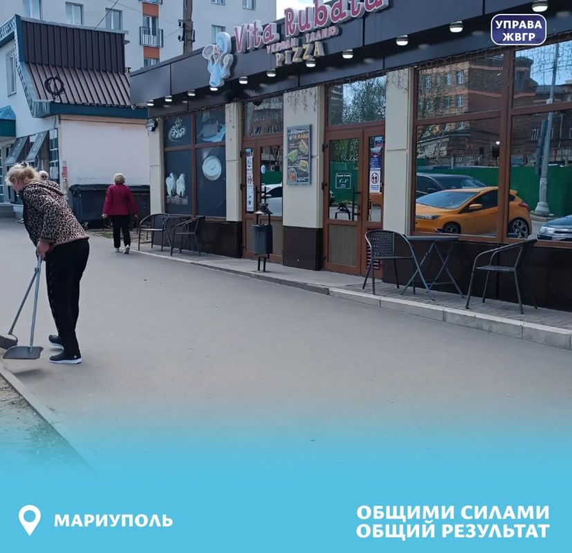 Субботник на улице Казанцева: управа, предприниматели и коммунальные службы навели порядок вместе Субботник на улице Казанцева: управа, предприниматели и коммунальные службы навели порядок вместе