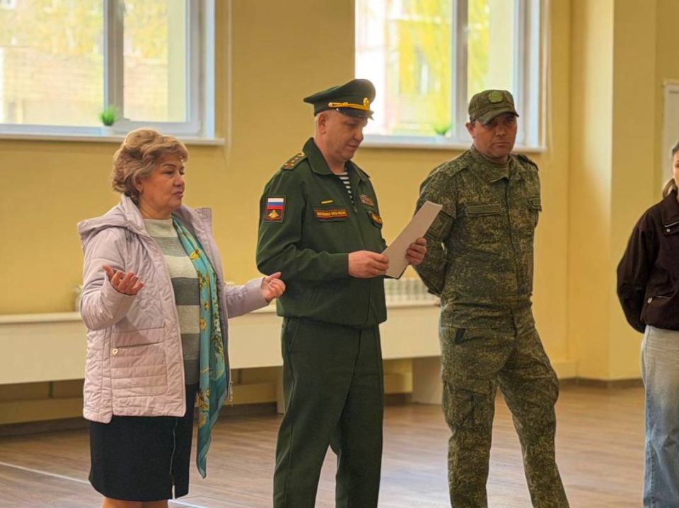 ЮНАРМЕЙСКИЕ ЗНАМЕННЫЕ ГРУППЫ ЮНАРМЕЙСКИЕ ЗНАМЕННЫЕ ГРУППЫ