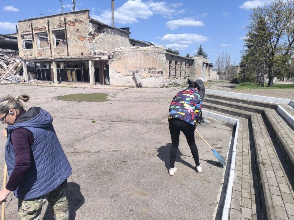 Чистый посёлок — наша общая забота! Чистый посёлок — наша общая забота!