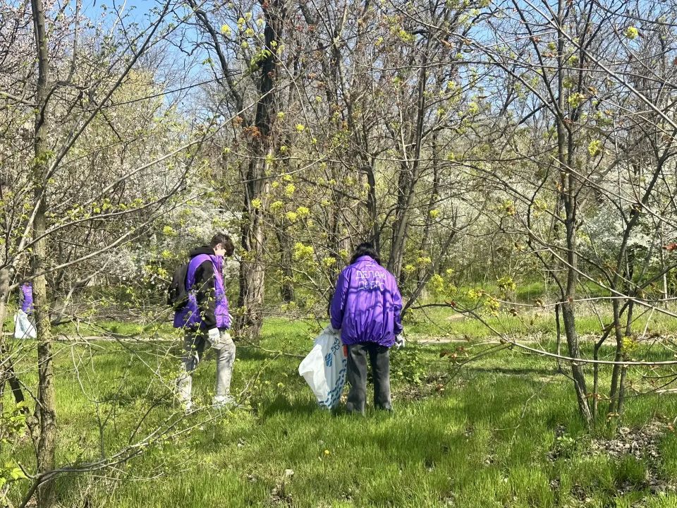 Акция «Вода России» стартовала в Донецке: очищены берега Первого городского пруда Акция «Вода России» стартовала в Донецке: очищены берега Первого городского пруда