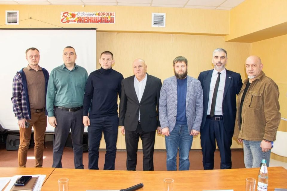 Избран глава Футбольного союза ДНР Избран глава Футбольного союза ДНР