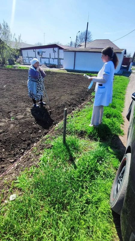 Медики Тельмановской ЦРБ провели план мероприятий с целью профилактики бешенства в п.Тельманово Медики Тельмановской ЦРБ провели план мероприятий с целью профилактики бешенства в п.Тельманово