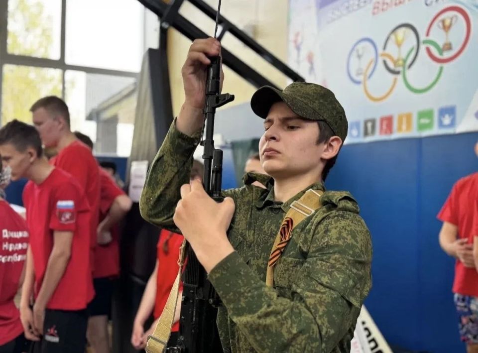 Василий Овчаров: 15 апреля принял участие в торжественном открытии муниципального этапа игры "Зарница 2.0" Василий Овчаров: 15 апреля принял участие в торжественном открытии муниципального этапа игры "Зарница 2.0"