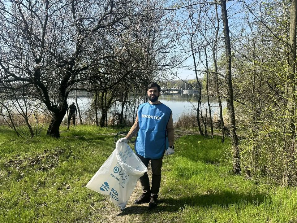 Акция «Вода России» стартовала в Донецке: очищены берега Первого городского пруда Акция «Вода России» стартовала в Донецке: очищены берега Первого городского пруда
