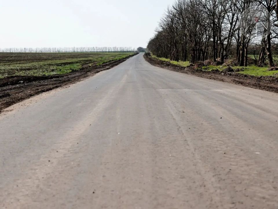 Стартовали работы по восстановлению улично-дорожной сети в Новоазовском и Мангушском округах Стартовали работы по восстановлению улично-дорожной сети в Новоазовском и Мангушском округах