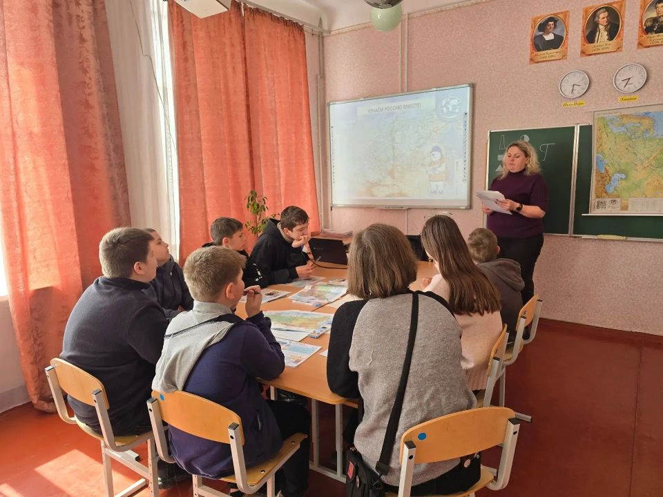 «День географии в школе» 17 апреля 2026 года в нашей школе прошёл проект Русского географического общества (РГО) под названием «День географии в школе».Учащиеся под руководством учителя географии приняли участие в... «День географии в школе» 17 апреля 2026 года в нашей школе прошёл проект Русского географического общества (РГО) под названием «День географии в школе».Учащиеся под руководством учителя географии приняли участие в...