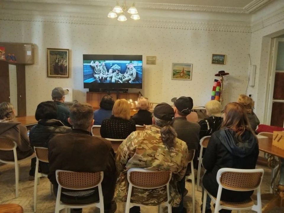 К Международному Дню освобождения узников концлагерей и Дню памяти жертв геноцида, 17 апреля в МБУ «Мироновский поселковый ДК» прошел показ фильма «Яма» К Международному Дню освобождения узников концлагерей и Дню памяти жертв геноцида, 17 апреля в МБУ «Мироновский поселковый ДК» прошел показ фильма «Яма»
