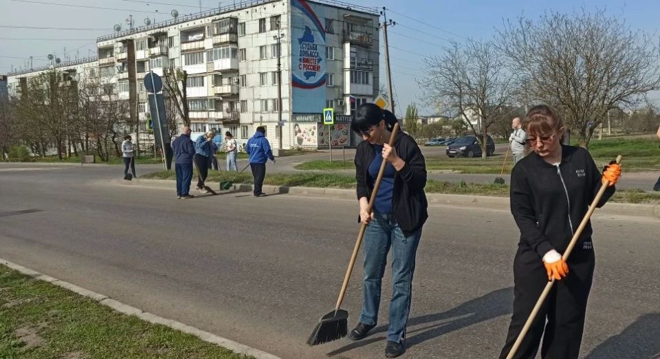 Наталья Великодная: В Тельмановском округе проведен очередной субботник Наталья Великодная: В Тельмановском округе проведен очередной субботник