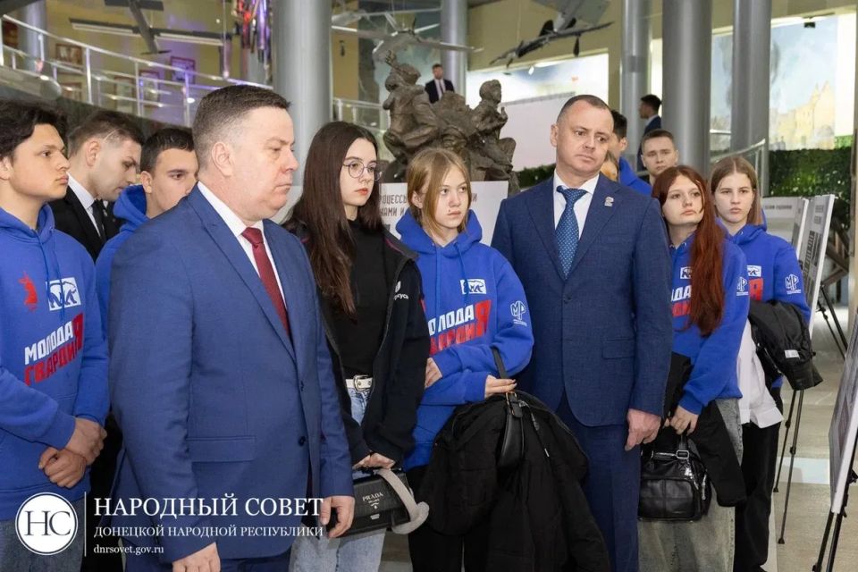 Константин Кузьмин: «Без срока давности. Нюрнберг Константин Кузьмин: «Без срока давности. Нюрнберг