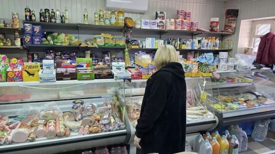 Комитет Народного контроля Мангушского муниципального округа совместно с Сектором торговли Администрации Мангушского муниципального округа провели плановый рейд в пгт Мангуш по ул. Катанова, 45, в магазине «Магазин №1» с... Комитет Народного контроля Мангушского муниципального округа совместно с Сектором торговли Администрации Мангушского муниципального округа провели плановый рейд в пгт Мангуш по ул. Катанова, 45, в магазине «Магазин №1» с...