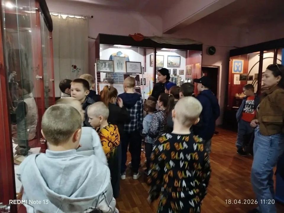 В МБУ «Музей истории города Харцызска» открылась выставка предметов музейного ряда «Памяти жертв геноцида советского народа» ко Дню памяти жертв геноцида советского народа, совершенного нацистами и их пособниками в период... В МБУ «Музей истории города Харцызска» открылась выставка предметов музейного ряда «Памяти жертв геноцида советского народа» ко Дню памяти жертв геноцида советского народа, совершенного нацистами и их пособниками в период...