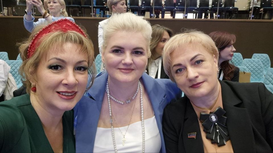 «Сочинская Весна» объединила сердца: Женщины ДНР на Международном Фестивале! «Сочинская Весна» объединила сердца: Женщины ДНР на Международном Фестивале!